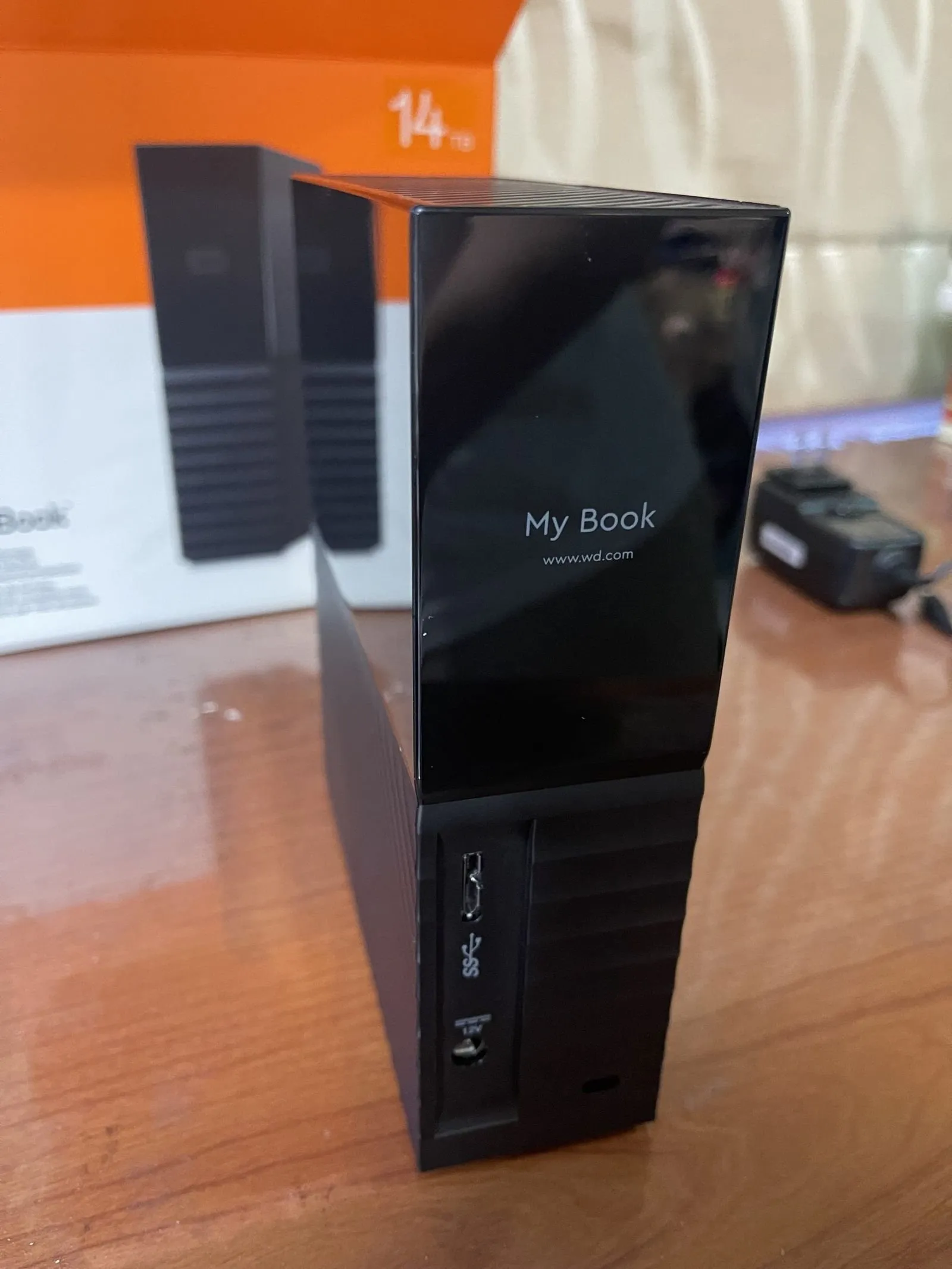 【嗡嗡開箱 #7】WD - My Book 14TB 3.5吋外接硬碟 | 不專業開箱文
