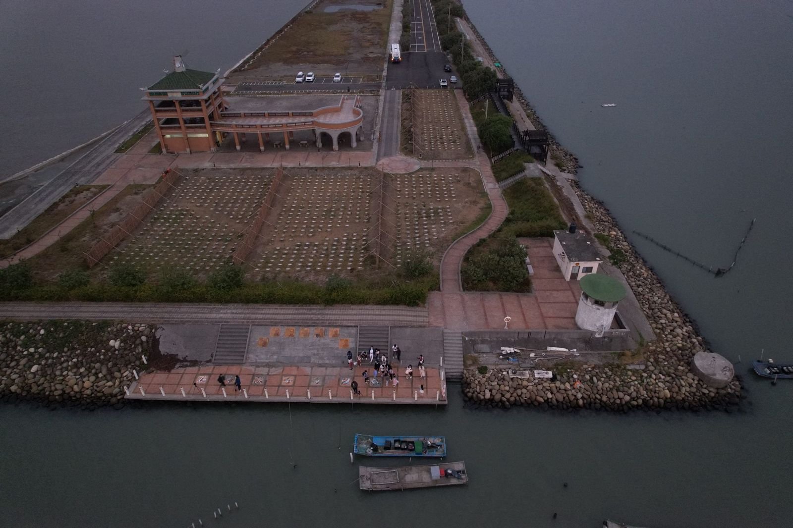 Featured image of post 【嗡嗡開箱 #1】DJI air 2S 空拍機開箱 - DJI | 不專業開箱文