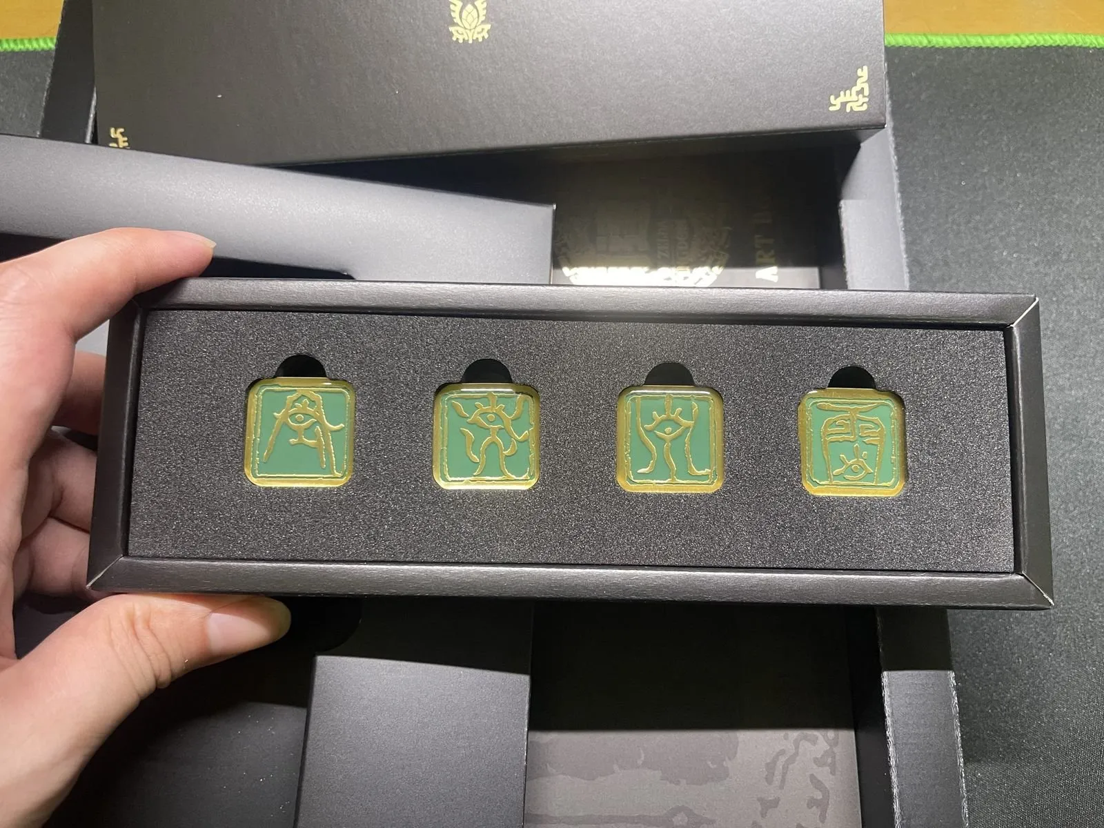 【嗡嗡開箱 #20】任天堂 - NS Switch 薩爾達傳說 王國之淚-豪華盒裝版 | 不專業開箱文
